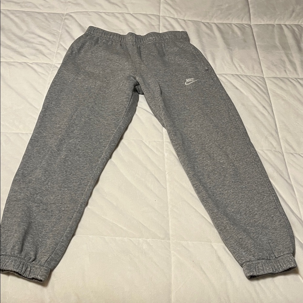 Nike Men's Gray Sweatpants